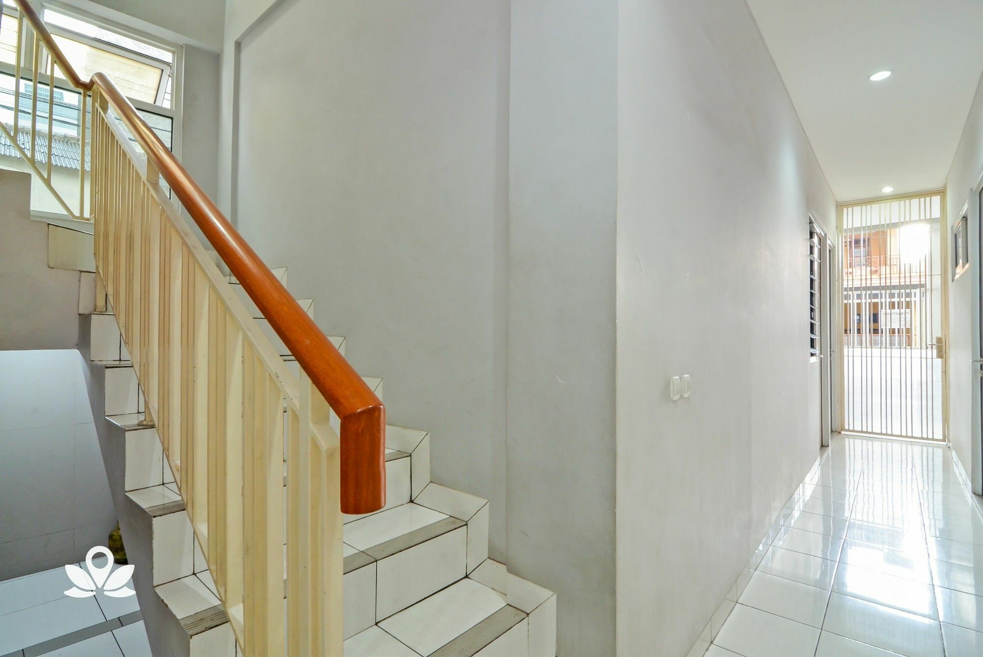 Zen Rooms Karet Pedurenan Jakarta Buitenkant foto